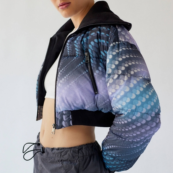 UO Urban Outfitters Lily Cropped Puffer Jacket bubble bomber M - Picture 2 of 6